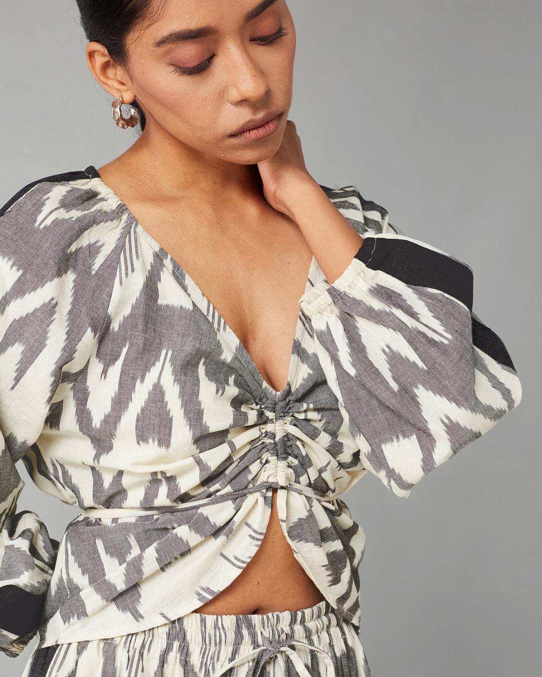 GREY ZELLA TOP